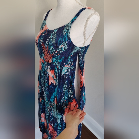 Maternity Dress - Old Navy XS with adjustable straps. - Picture 7 of 10